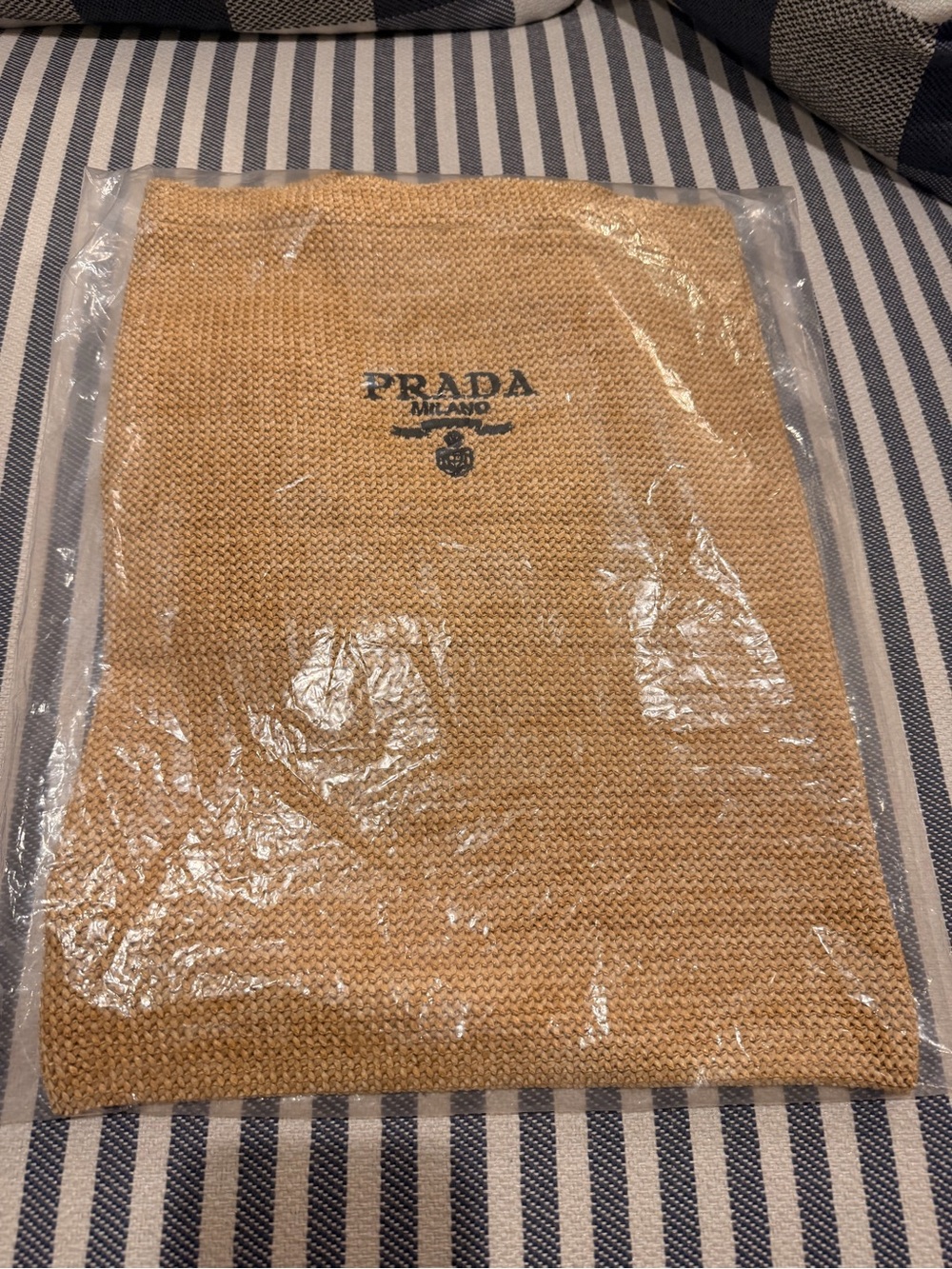 PRADA Raffia Tote Bag - Beach 🏝️🏝️🏝️ Accessory 🩷 - Picture 6 of 6